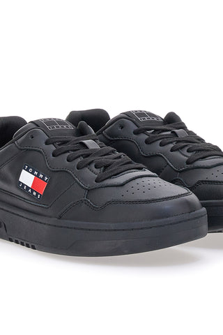 Črni športni copati z usnjenim zgornjim delom TOMMY JEANS CUPSOLE