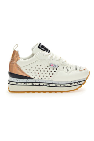 Sara Lopez 043 Bele superge