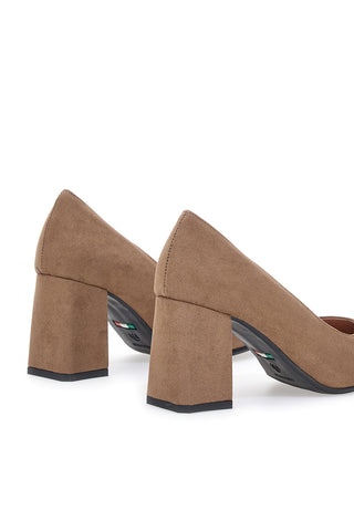 Čevlji z zvonastim peto Pittarello Glam 3701 Camel