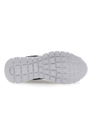 Črni športni copati Skechers Twisted Fortune