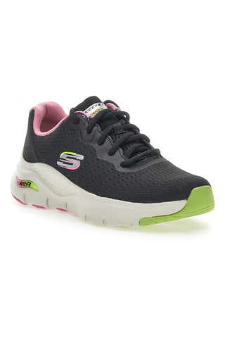Tekaske copate Skechers Infinity Cool Črne