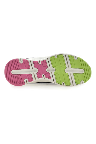 Tekaske copate Skechers Infinity Cool Črne