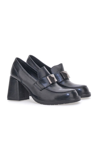 Mokasini s peto Pittarello Glam 7012 Črni