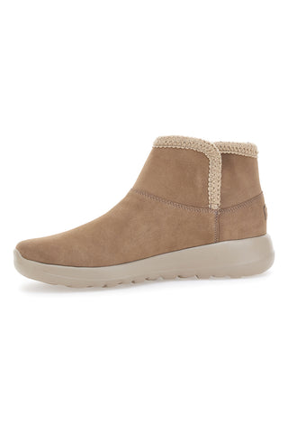 Čevlji Skechers On-The-Go Joy Rosewood Beige