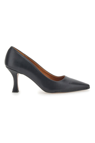 Črne čevlje z zvonastim peto Pittarello Couture 48301