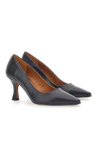 Črne čevlje z zvonastim peto Pittarello Couture 48301