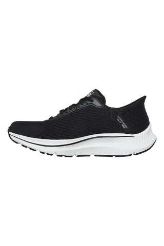 Črni športni copati Skechers Go Run Consistent 2 Endure