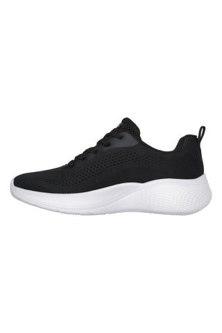 Črni ženski športni copati Skechers Bobs Infinity