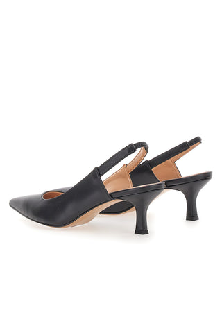 Črni čevlji s peto Pittarello Must Have 383801