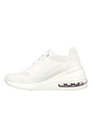 Bele superge z spominsko peno Skechers Million Air Elevated Air