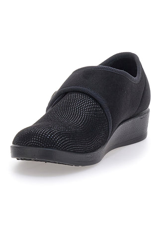 Črne zaprte copate z velcro zaponko FLY FLOT 38865