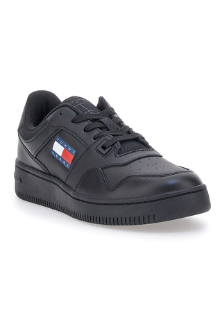 Črni športni copati TOMMY JEANS RETRO BASKET ESS