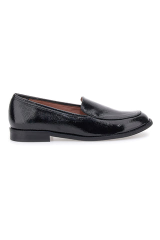 Črni mokasini z lakiranim učinkom, slip-on Pittarello glam 3659