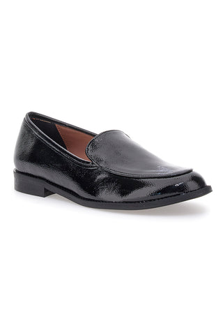 Črni mokasini z lakiranim učinkom, slip-on Pittarello glam 3659