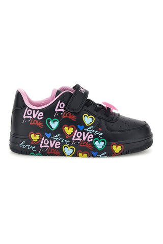 Črni športni copati z motivom srčkov in napisom »Love Pitt kids« K1915622