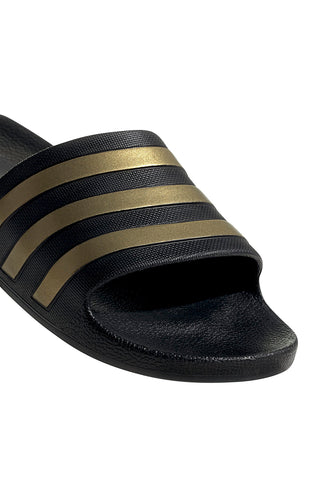 Črne kopalne natikače z Adidas Adilette Aqua črtami