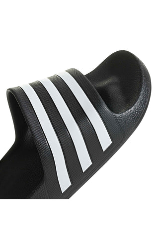 Črne kopalne natikače z Adidas Adilette Aqua črtami