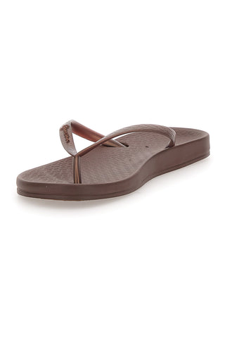Rjave minimalistične japonke Ipanema IP81030