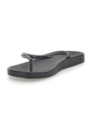Črne minimalistične japonke Ipanema IP81030
