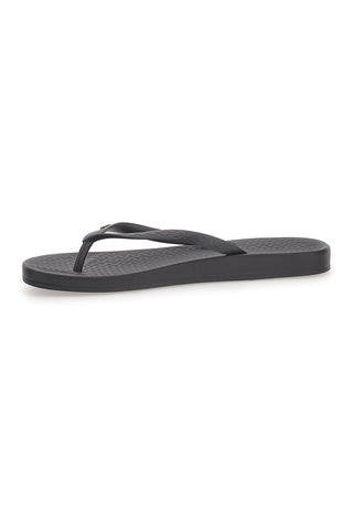 Črne minimalistične japonke Ipanema IP81030