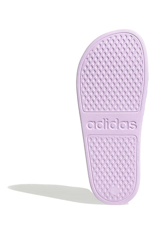 Lila kopalke z Adidas Adilette Aqua črtami