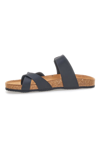 Črne natikače s križnim trakom in nastavljivo sponko, izdelane v Italiji PITTARELLO TIERRA 335A20630SR