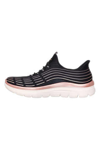 Lahke črne superge iz dihalnega materiala Skechers Summits Plus Soft Luster