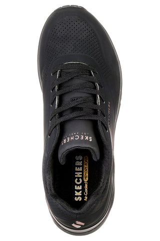 Črni športni copati s podplatom z blaženjem Skechers Uno Stand On Air