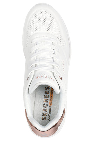 Bele superge s klini in zlatimi detajli Skechers Uno Wedge Hi Steps