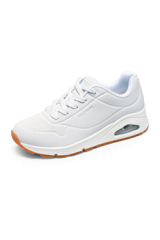 Bele superge z zračno blazinico in podplatom iz spominske pene Skechers UNO Stand on Air