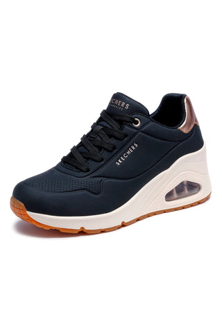 Črni superge s klini in kovinskimi detajli Skechers UNO Wedge Hi Steps
