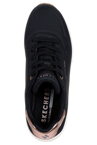 Črni superge s klini in kovinskimi detajli Skechers UNO Wedge Hi Steps