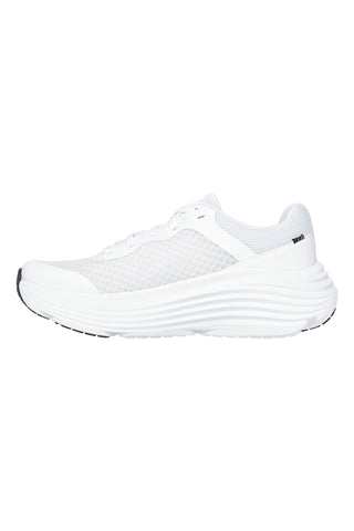 Bele čevlje s črnimi detajli iz mrežastega materiala, z blaženjem Skechers Max Cushioning Endeavour