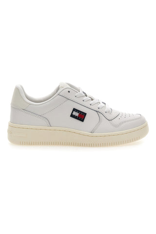 Tommy jeans TJw Basket style bele usnjene športne copate