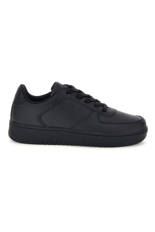 Črni športni copati Levi's Union SE 141S v izvedbi »total black«