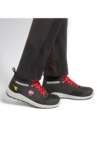 Črni varnostni čevlji srednje višine, odporni proti vodi Diadora Speedy Mid S3S