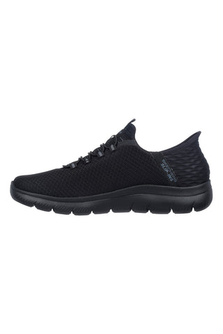 Črni športni copati Wide Fit Skechers Hands Free Slip-ins: Summits - High Range