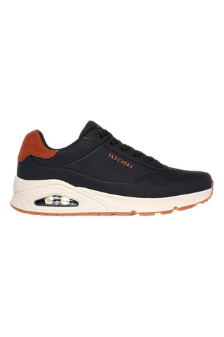 Črni športni copati z blaženim podplatom Air-Cooled Memory Foam Skechers Uno Suited On Air
