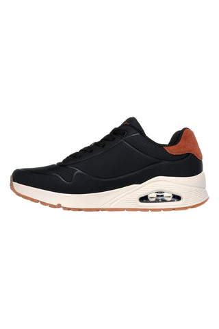 Črni športni copati z blaženim podplatom Air-Cooled Memory Foam Skechers Uno Suited On Air