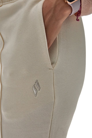 Bele športne hlače SKECHERS SKECH-SWEATS Delight Jogger