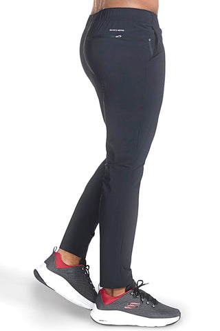Črne športne hlače Skechers GO STRETCH Ultra Tapered Pant