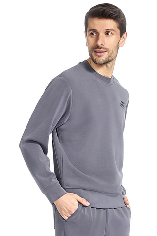 Siva majica z okroglim izrezom in natisnjenim logotipom Skechers SKECHCLOUD Elevate Crew