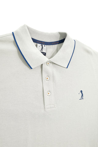 Siva polo majica s kontrastno obrobo in izvezenim logotipom Us golf PO2002