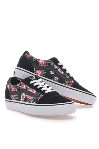 Črni športni copati Vans Ward