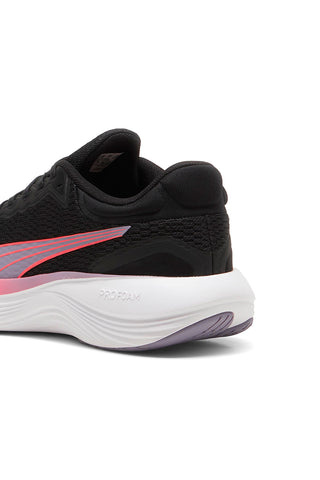 Črni tekaški copati Puma Scend Pro