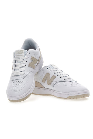 Bele in zlate superge z zračnim zgornjim delom NEW BALANCE BB80RTG