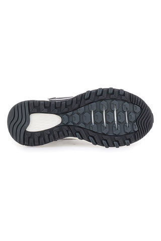 Črni in beli čevlji za tek NEW BALANCE 410v8