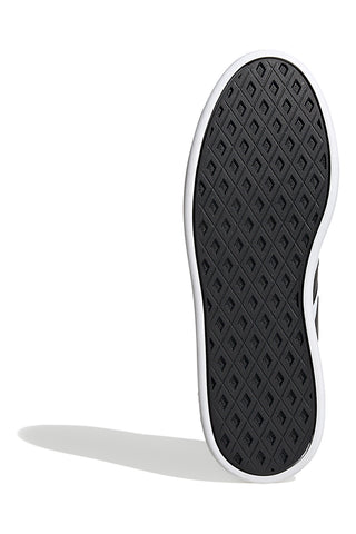 Bele in črne superge z vezalkami Adidas Breaknet Sleek