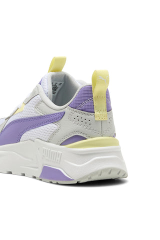 Bele in lila superge z rumenimi vstavki iz mrežastega materiala in IMEVA Puma Trinity Lite Jr