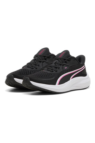 Črni tekaški čevlji iz mrežastega materiala z roza detajli Puma Skyrocket Lite 2